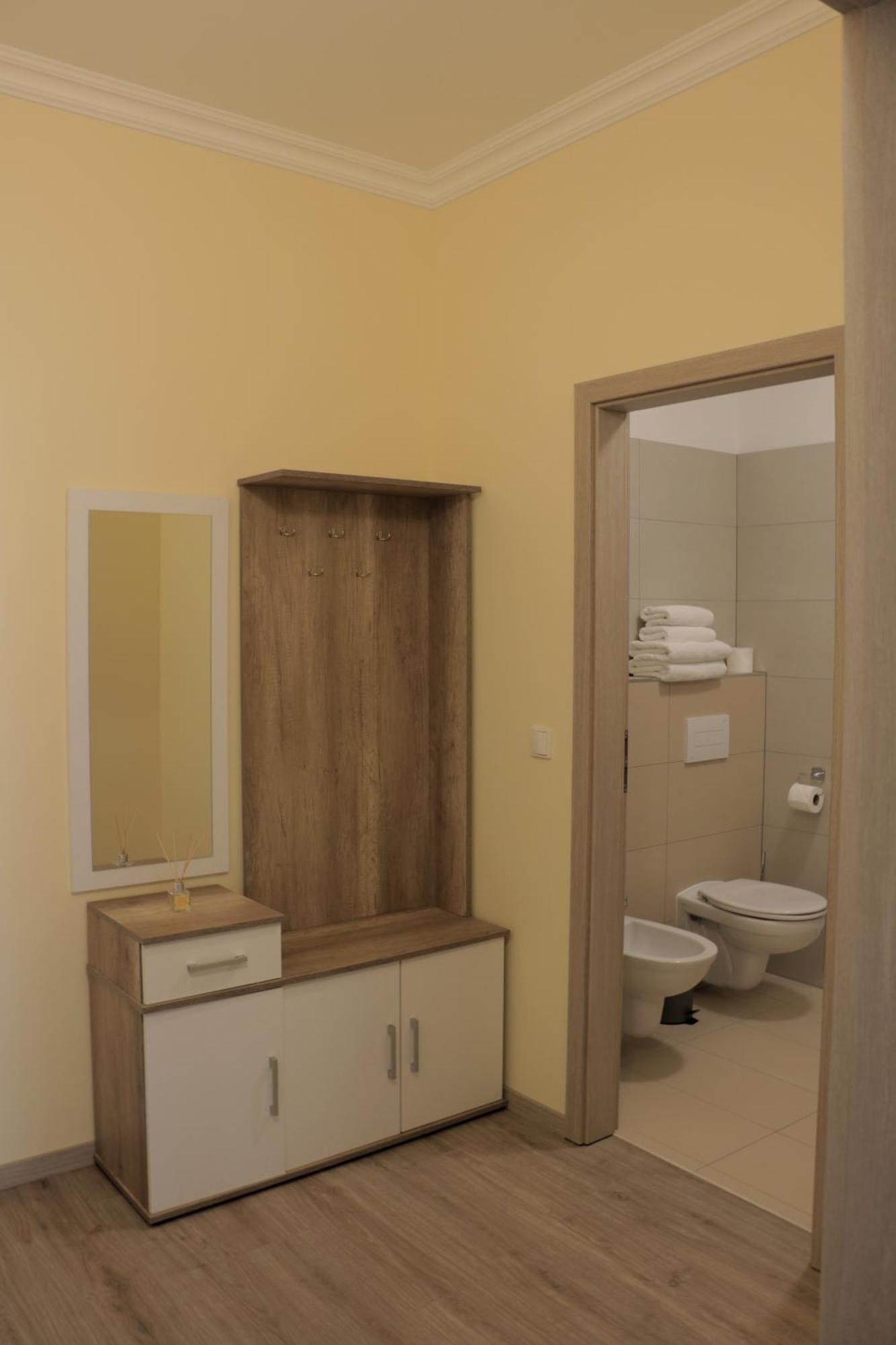 Apartments Moravska 24 Karlovy Vary Bilik gambar